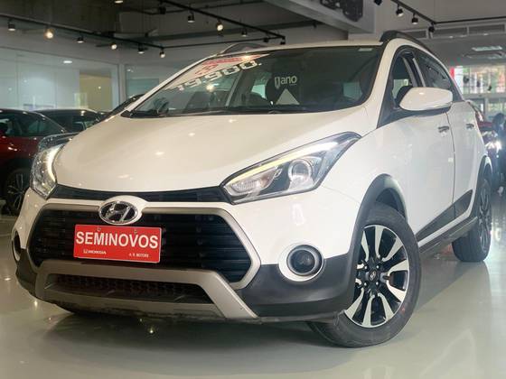 HYUNDAI HB20X 1.6 16V PREMIUM FLEX 4P AUTOMÁTICO